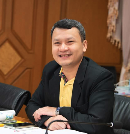 นายอิทธิพล พวังคาม